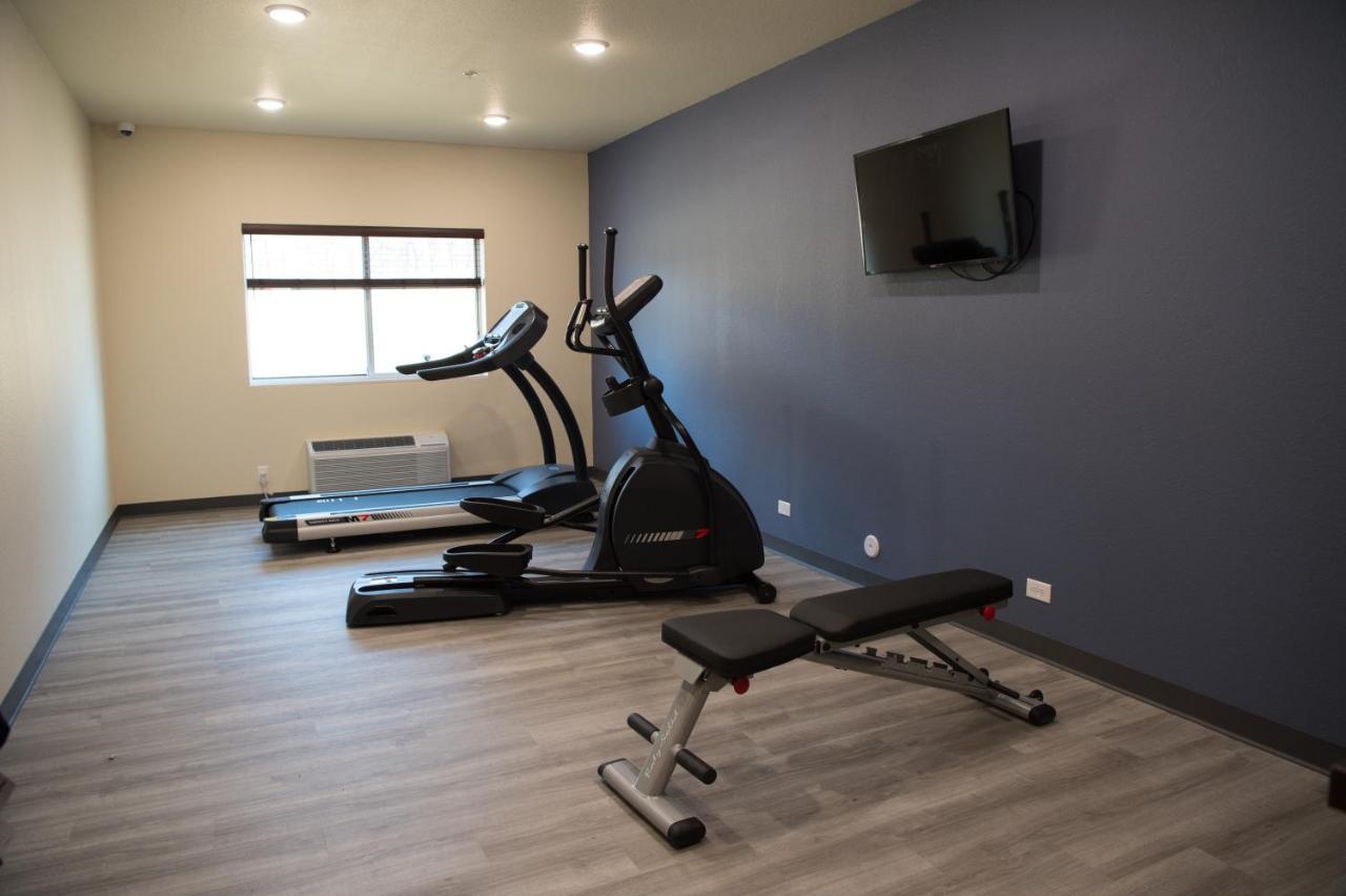 Cobblestone Inn & Suites - Forest City المظهر الخارجي الصورة